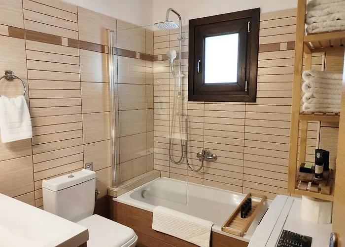 To Spiti - Pelion House * カラ・ネラ