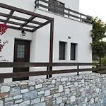 To Spiti - Pelion House Kala Nera