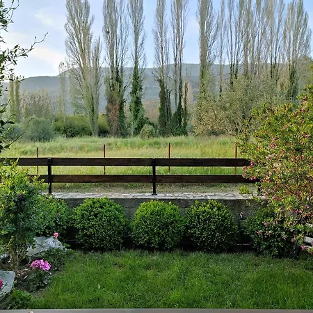 To Spiti - Pelion House アパート カラ・ネラ