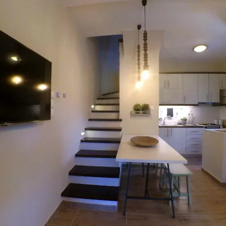 To Spiti - Pelion House Apartman *